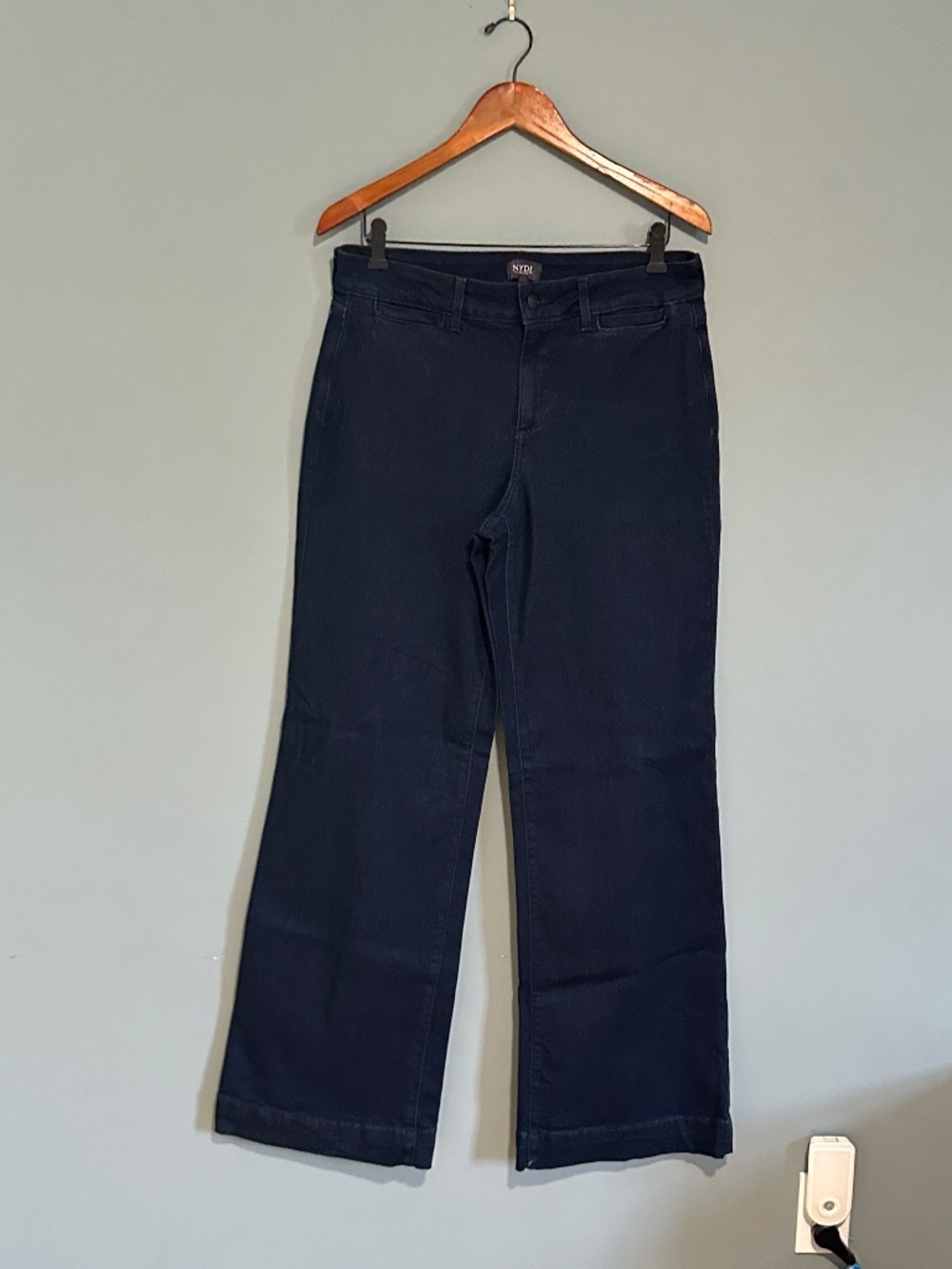 NYDJ Wide Leg Trouser Jeans, size 10